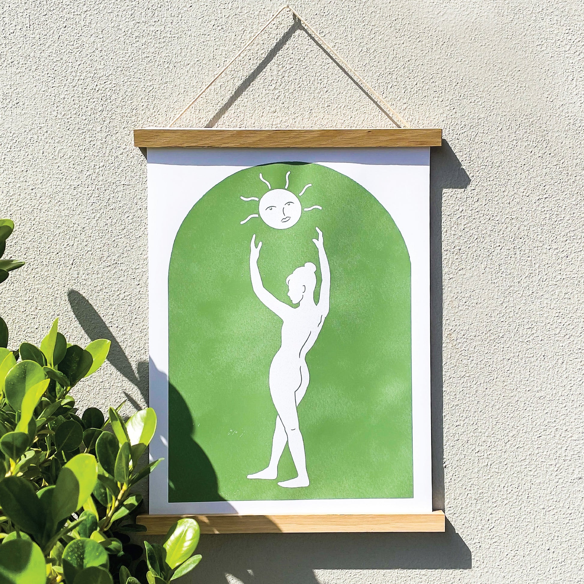 Catching the sun - Hand illustrated poster with wooden magnetic frame. Dubai | Sharjah | Mellow | Buy now on MellowOfficial.com